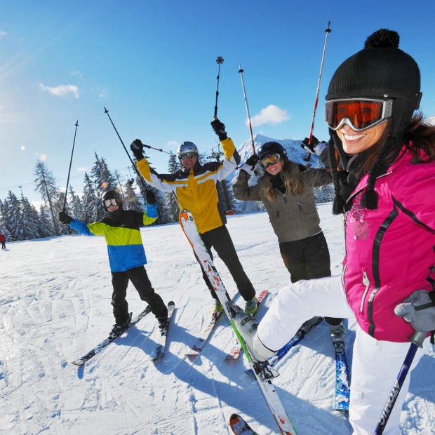 Spaß beim Skifahren mit der Familie © Salzburger Sportwelt - Fotograf: Christian Schartner