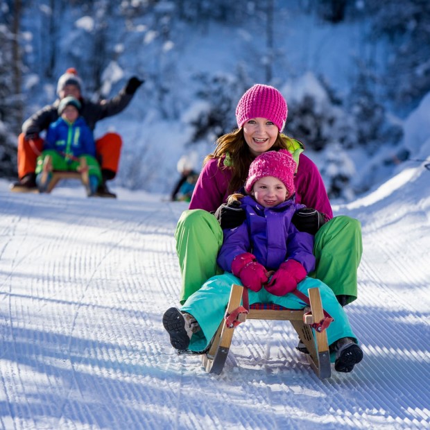 Rodelspaß mit der Familie © Tourismusverband Radstadt_Tom Lamm/Ikarus